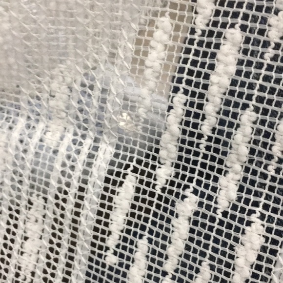 White Sheer 1-Panel Curtain with Elegant Pattern - Picture 7 of 7